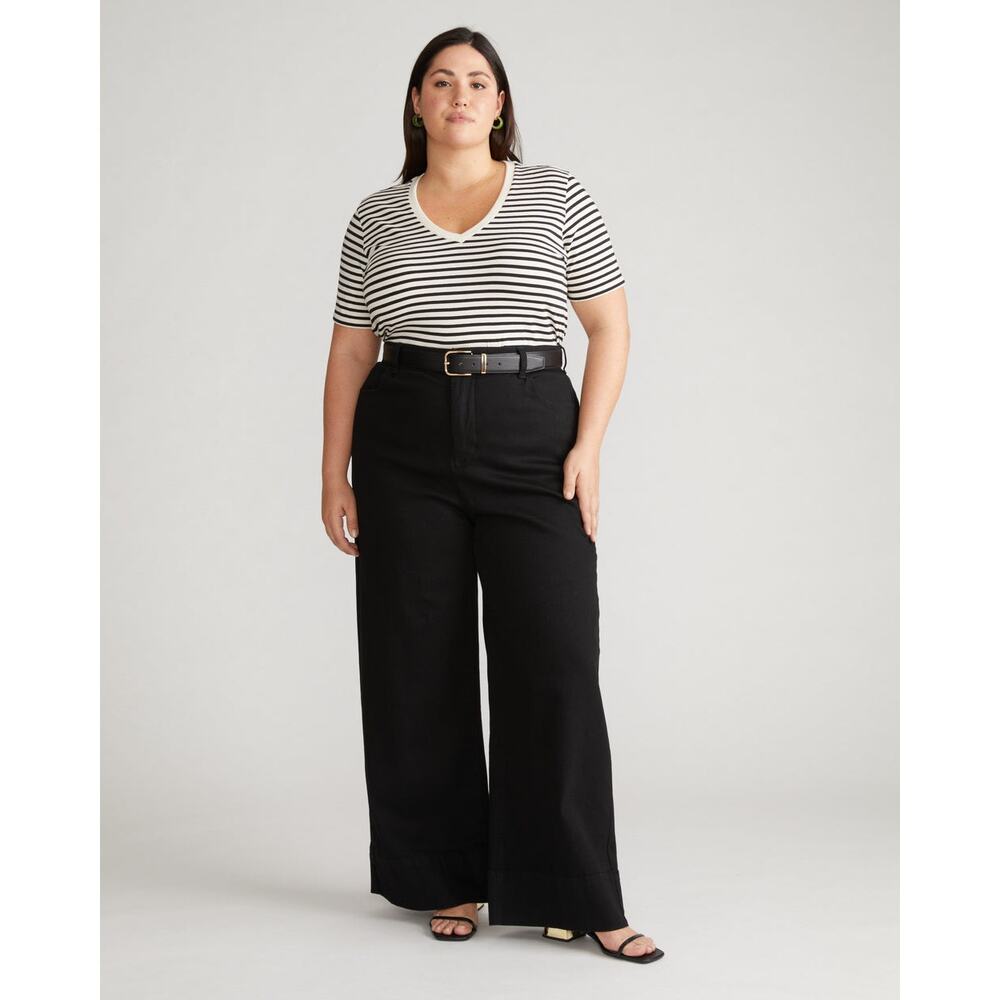 Universal Standard Black Flare & Wide Leg Jeans